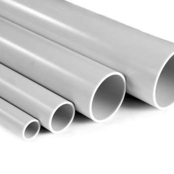 Труба ПВХ жесткая атмосферостойкая 32х3000 мм легкая в наличии в Калуге